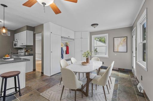 25-web-or-mls-7338 Thomas Ave S-36_Final.jpg