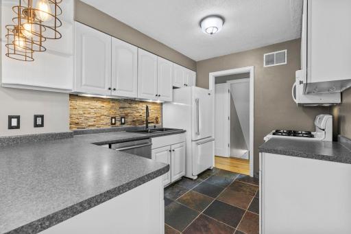 7338 Thomas Avenue S, Minneapolis, MN 55423