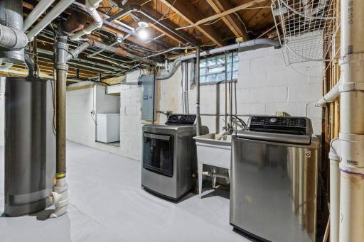 7338 Thomas Avenue S, Minneapolis, MN 55423