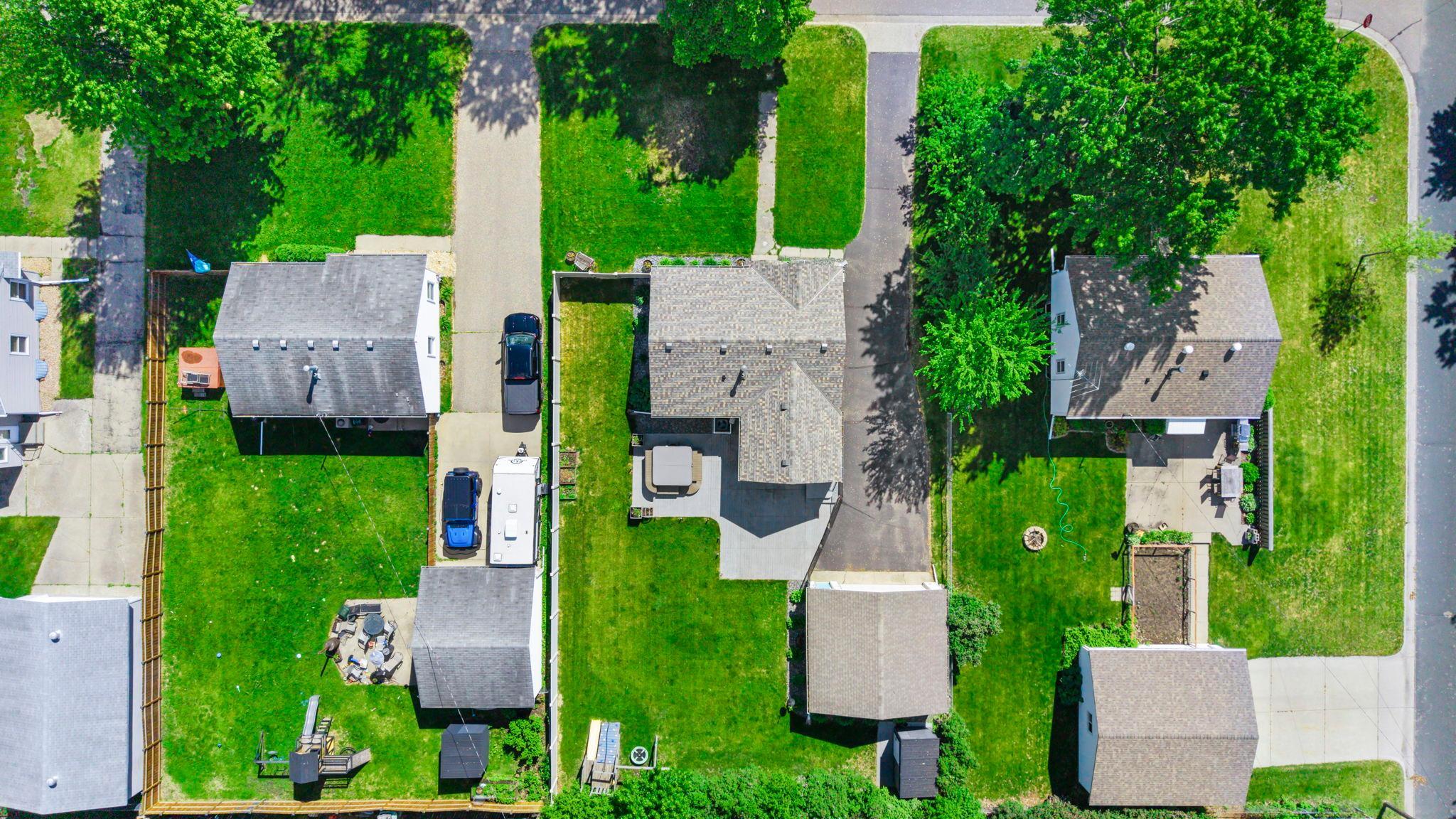 70-web-or-mls-7338 Thomas Ave S-169.jpg