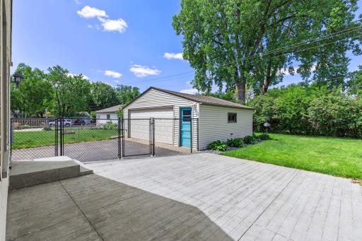7338 Thomas Avenue S, Minneapolis, MN 55423