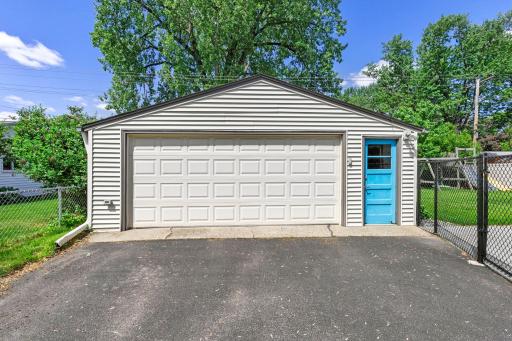 7338 Thomas Avenue S, Minneapolis, MN 55423
