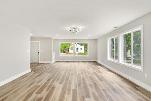 132 York Avenue E, Saint Paul, MN 55117