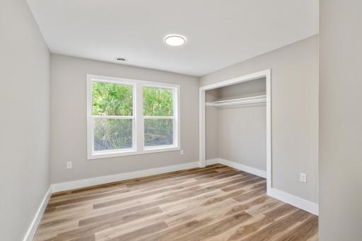 132 York Avenue E, Saint Paul, MN 55117