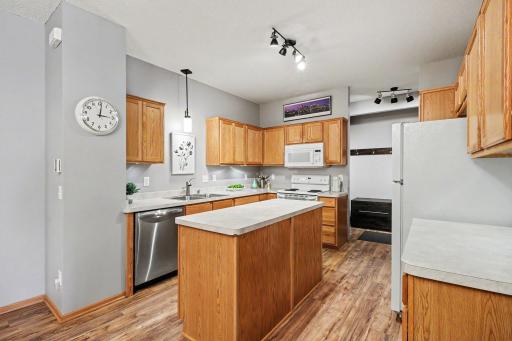 20603 Keystone Avenue, Lakeville, MN 55044
