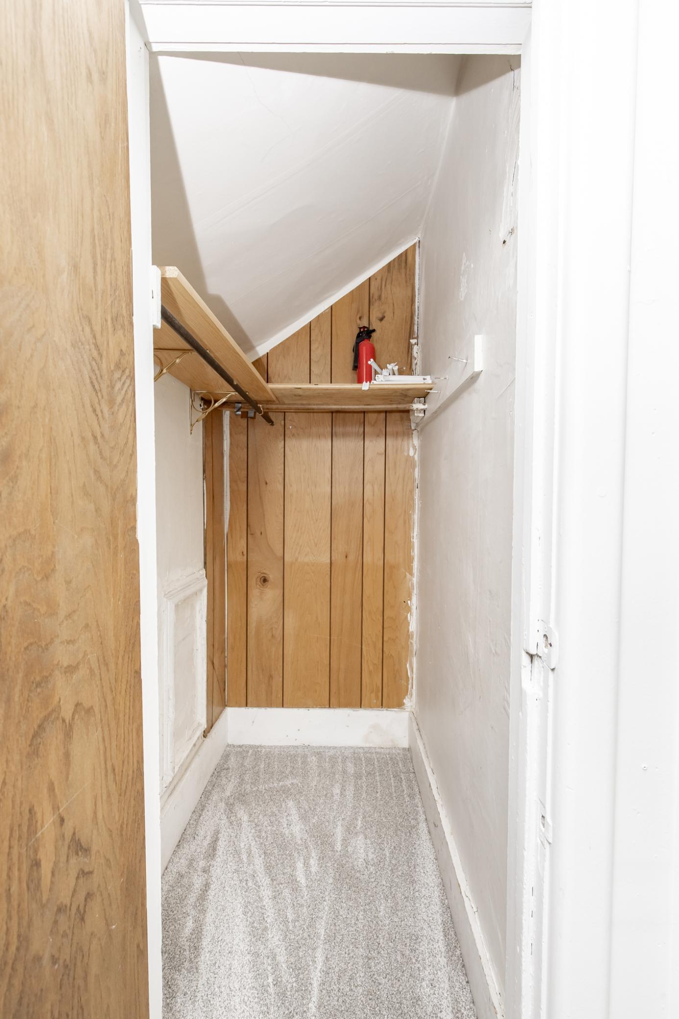 Closet - Upper Level