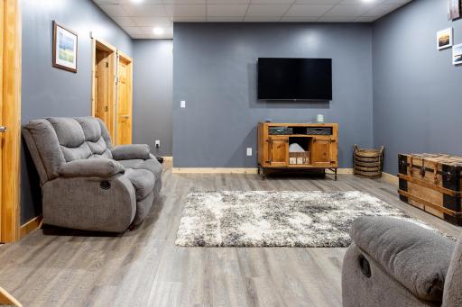 13066 Oakland Parkway Road, Merrifield, MN 56465