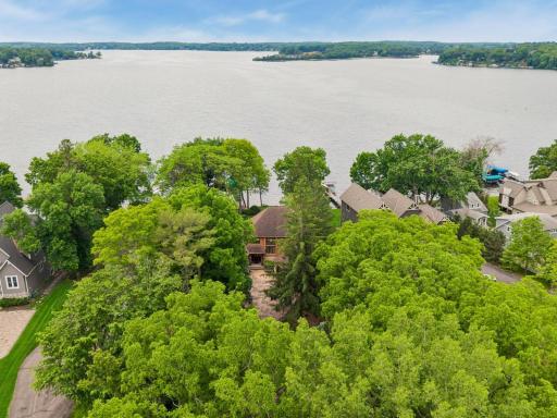 5321 Bartlett Boulevard, Mound, MN 55364