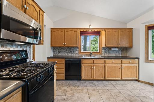 15275 88th Street NE, Elk River, MN 55330