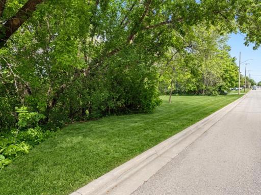 202 W Everett Avenue, Fergus Falls, MN 56537