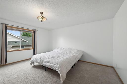 10035 Fallgold Parkway N, Brooklyn Park, MN 55443