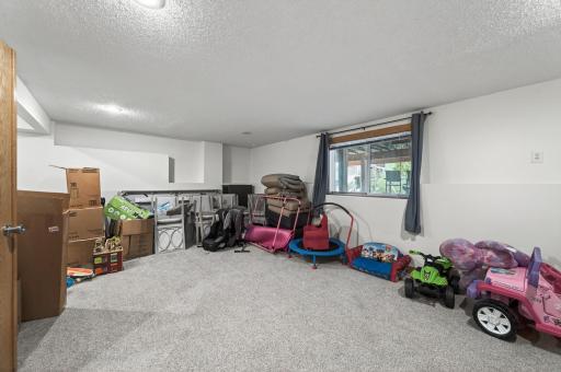 10035 Fallgold Parkway N, Brooklyn Park, MN 55443