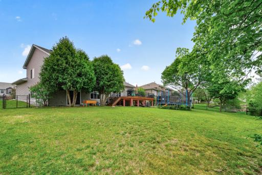 10035 Fallgold Parkway N, Brooklyn Park, MN 55443