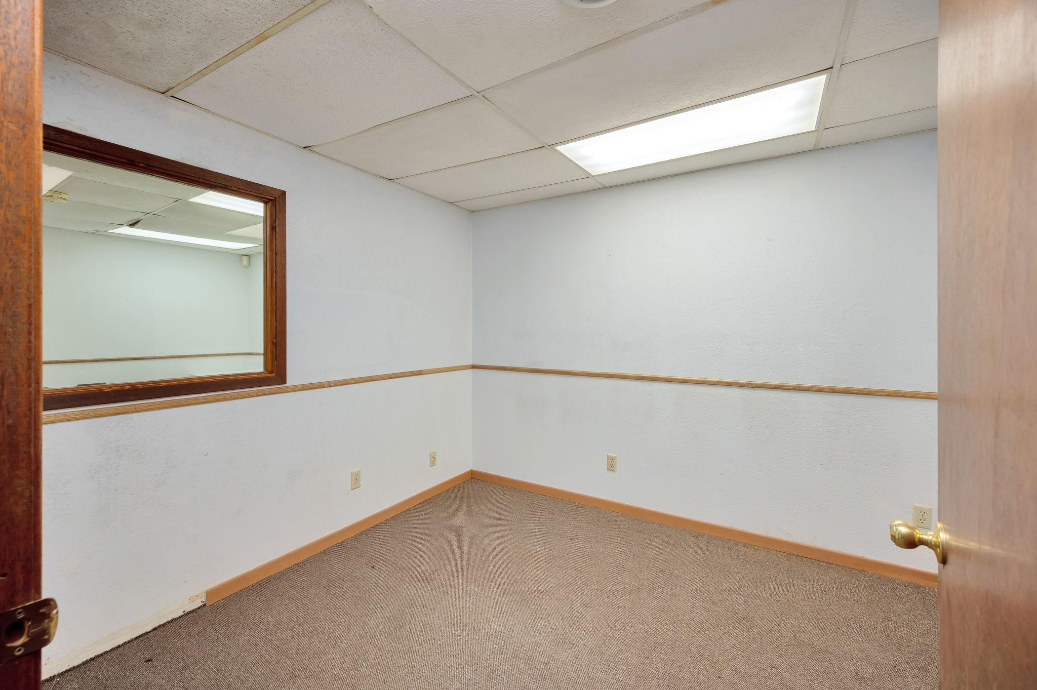44 6th Ave SE Winnebago MN-16.jpg