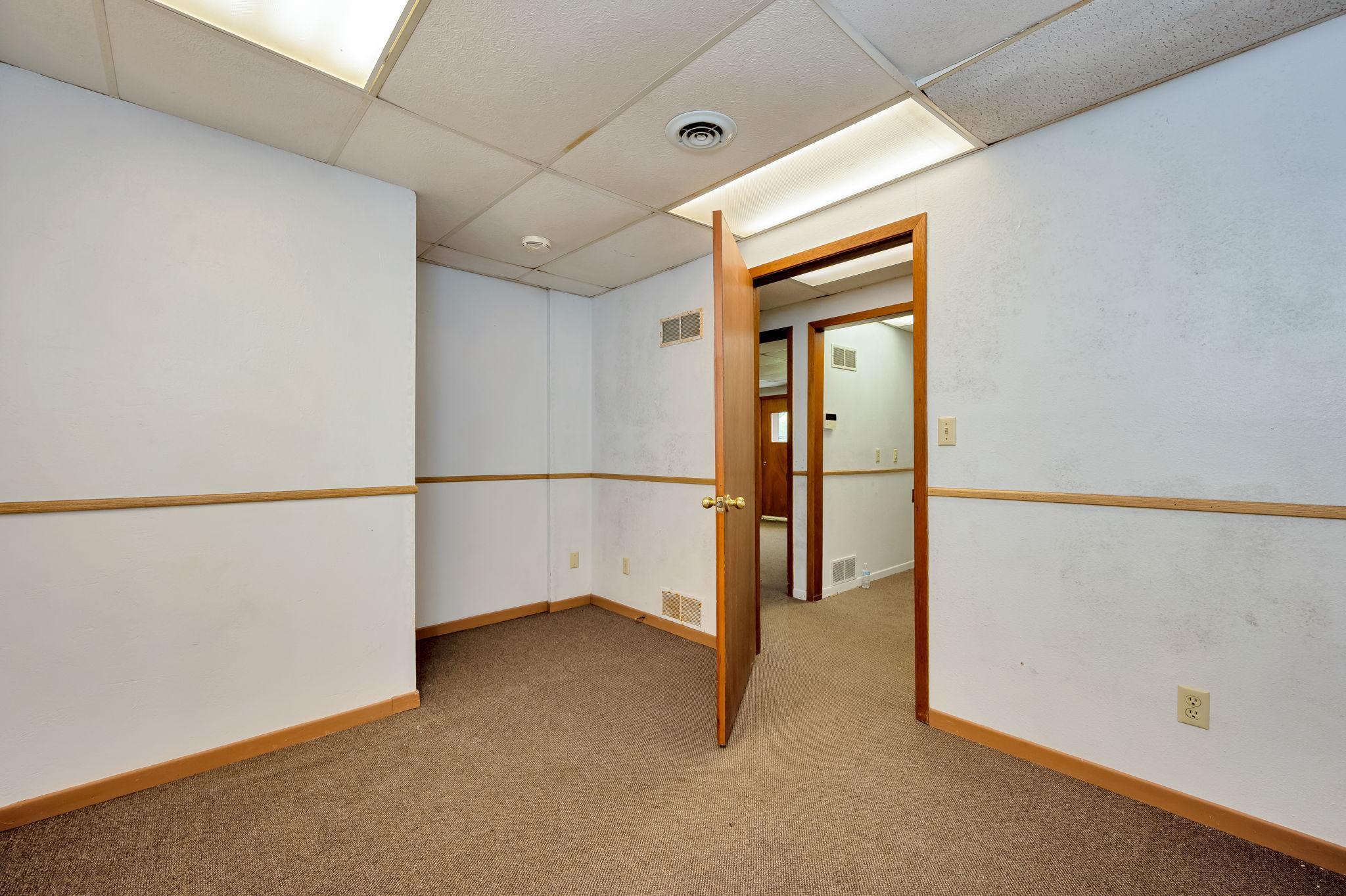 44 6th Ave SE Winnebago MN-17.jpg