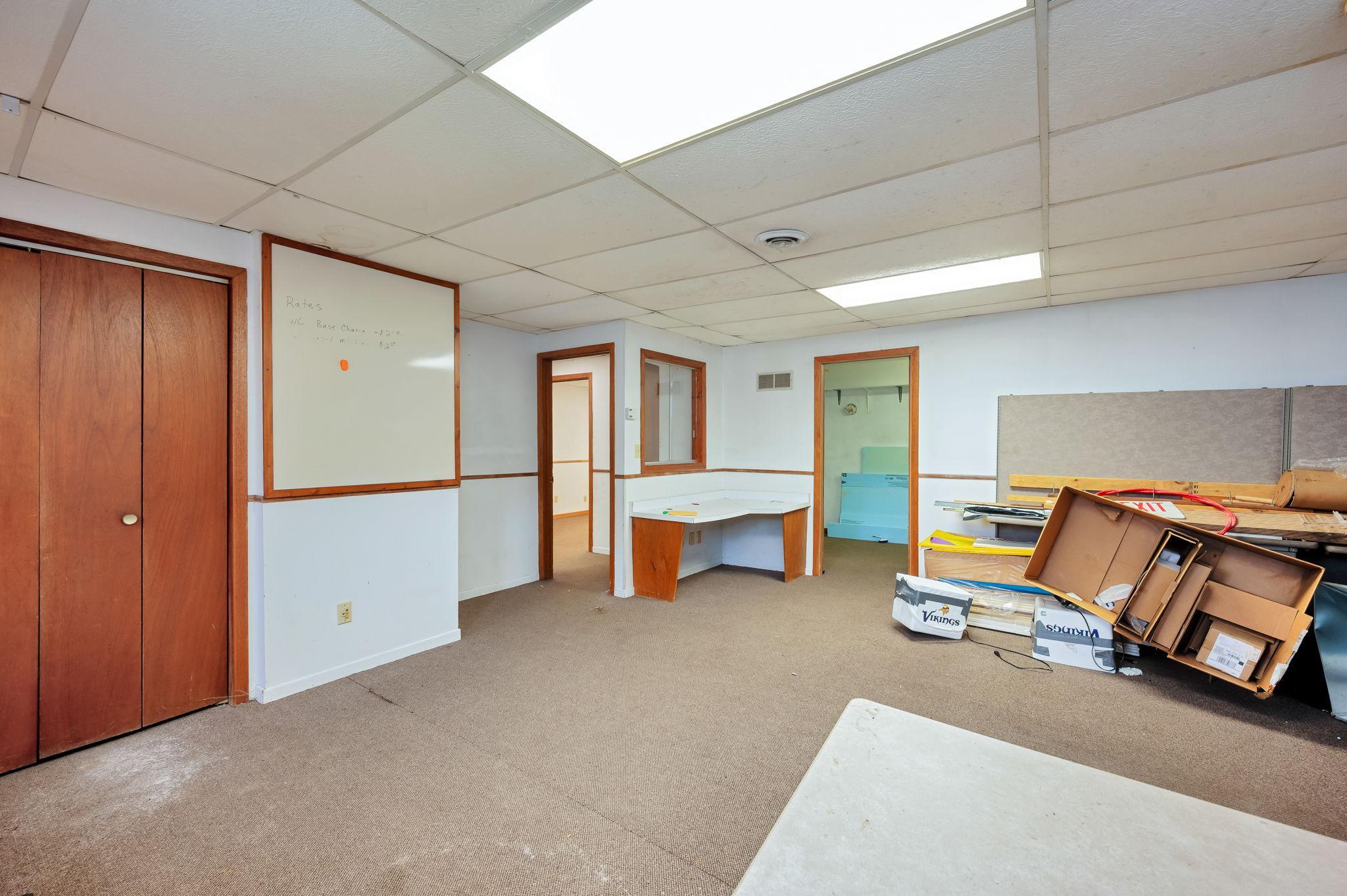 44 6th Ave SE Winnebago MN-19.jpg