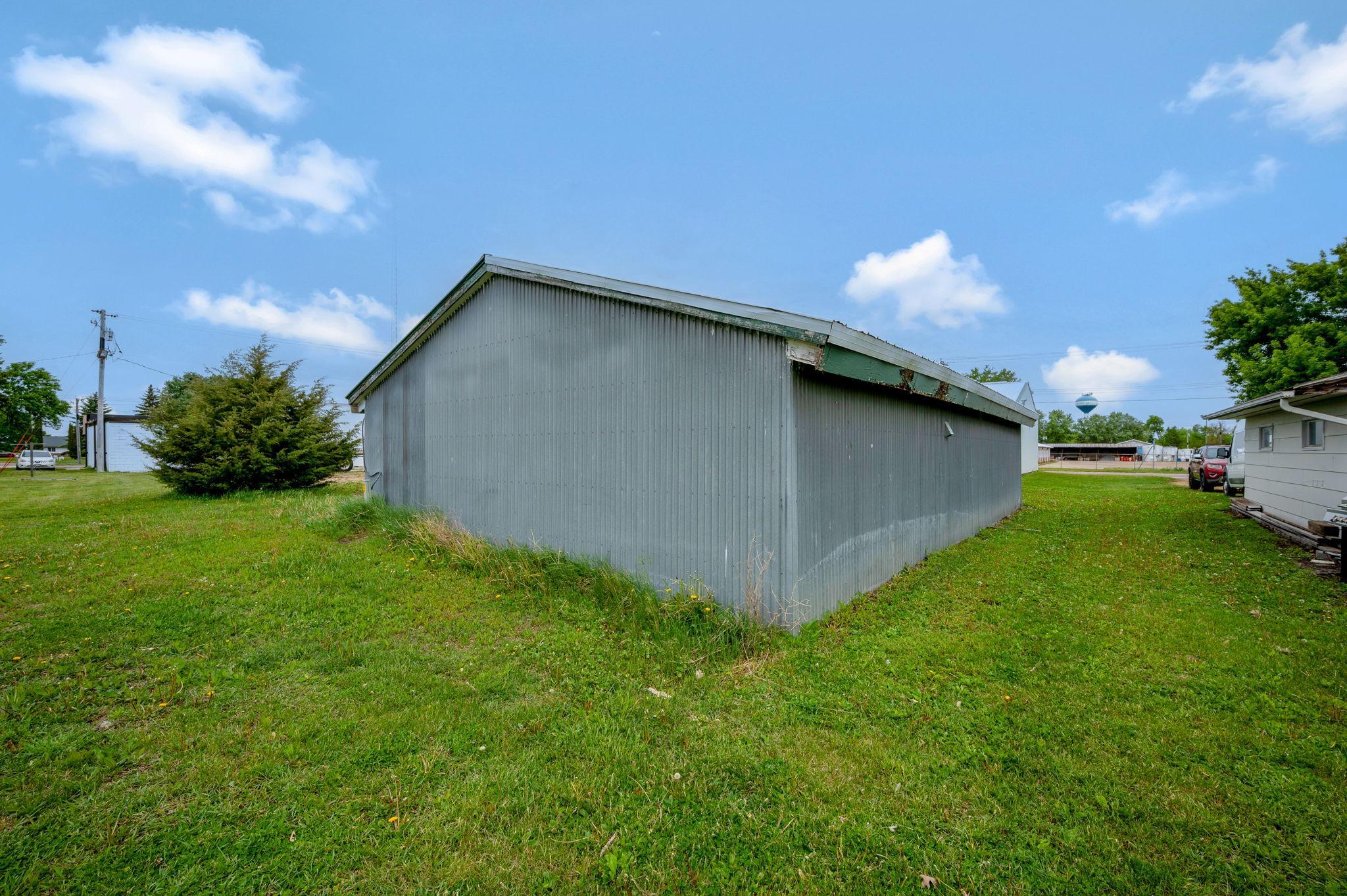 44 6th Ave SE Winnebago MN-5.jpg