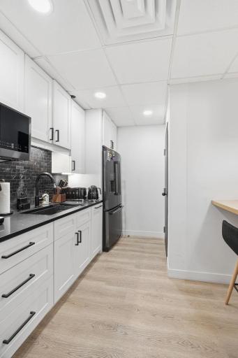 54-web-or-mls-8201 Hickory St NE-42.jpg