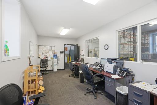85-web-or-mls-8201 Hickory St NE-73.jpg