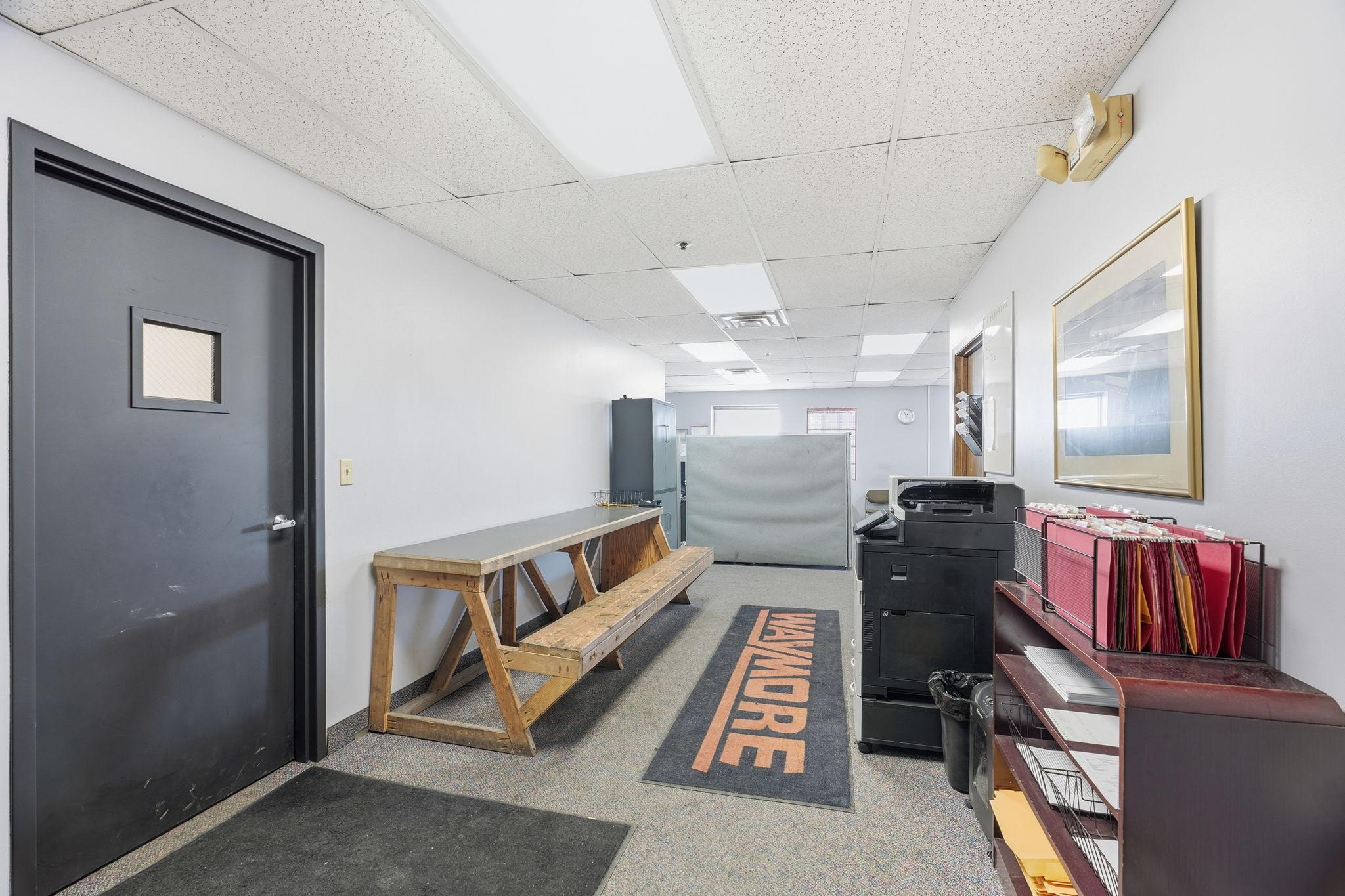 101-web-or-mls-8201 Hickory St NE-89.jpg