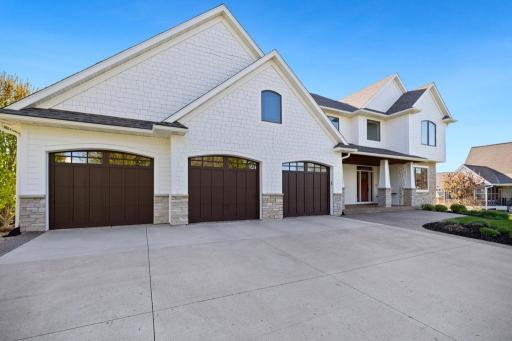 5729 Linden Avenue N, Lake Elmo, MN 55042