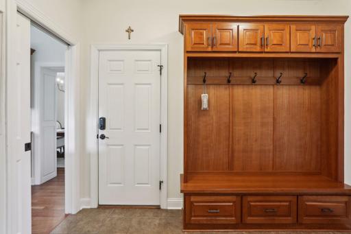 5729 Linden Avenue N, Lake Elmo, MN 55042