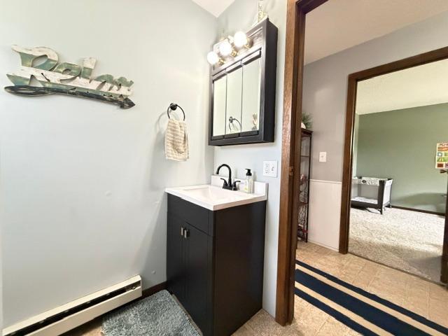 Main Level 3/4 Bath
