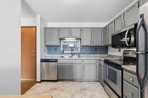 66 9th Street E, 1614, Saint Paul, MN 55101