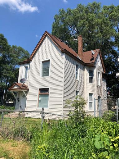 2825 15th Avenue S, Minneapolis, MN 55407