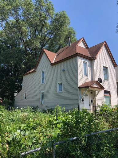 2825 15th Avenue S, Minneapolis, MN 55407