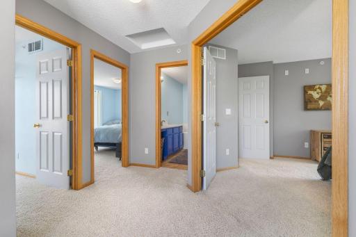 8828 Brunell Way, Inver Grove Heights, MN 55076