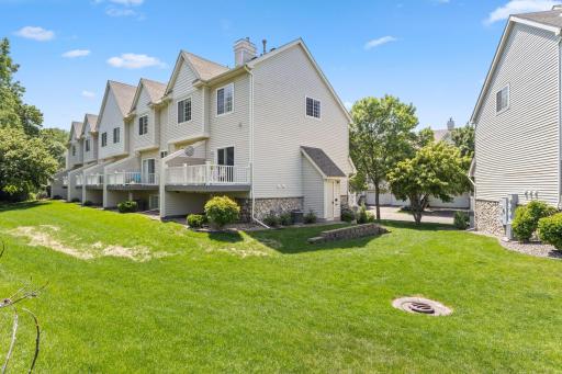 8828 Brunell Way, Inver Grove Heights, MN 55076