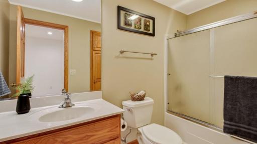 2957 E Princeton Avenue, Eau Claire, WI 54703