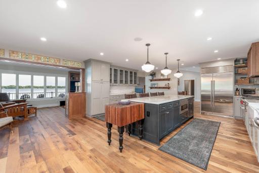 6213 Shamrock Drive, Madison Lake, MN 56063