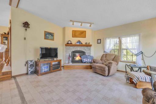 7210 79th Avenue SW, Staples, MN 56479
