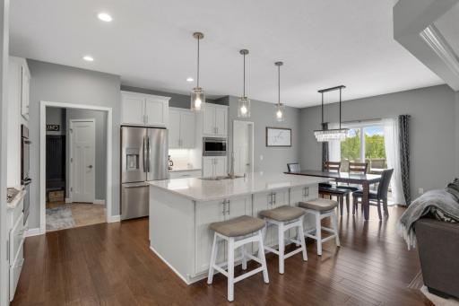 8476 200th Street W, Lakeville, MN 55044