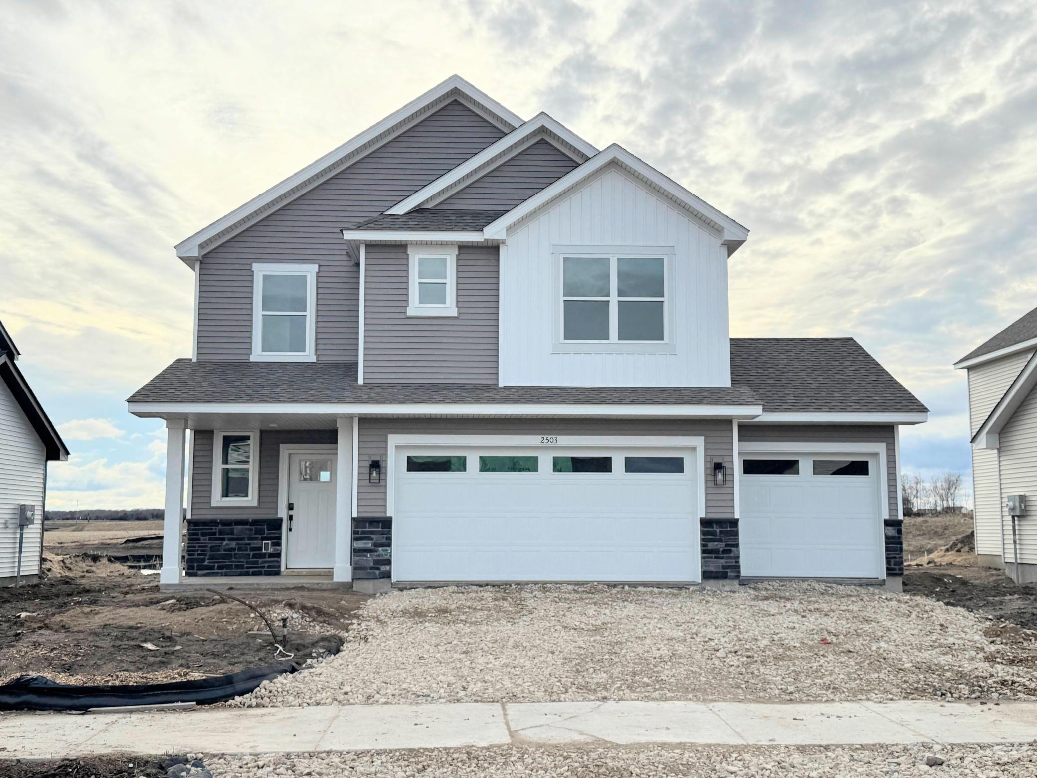 Welcome to 2503 Jandell Ave NE!