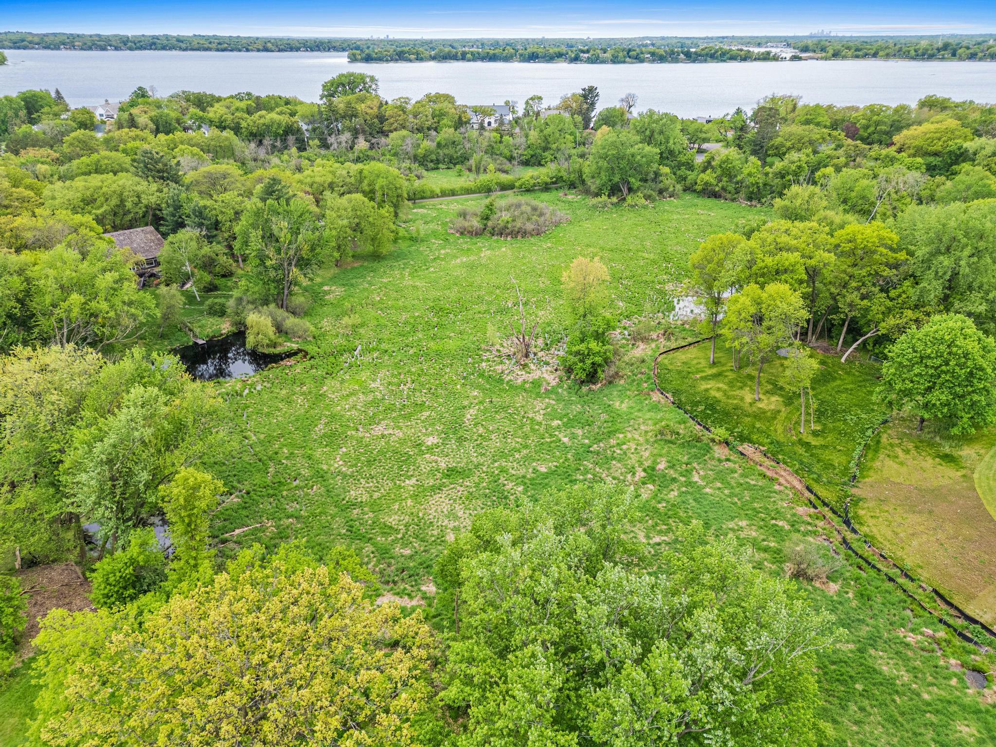 Desirable Dellwood location and close proximity to White Bear Lake.