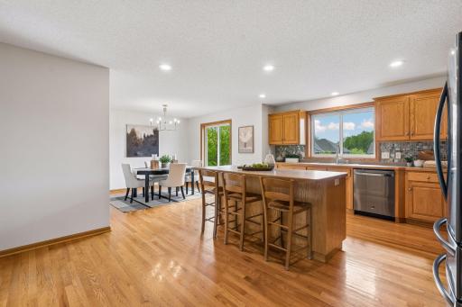 In kitchen dining assures that everyone Spends meal time together