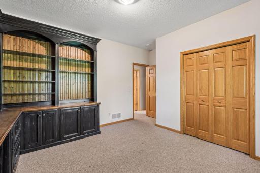 22833 Zion Parkway NW, Bethel, MN 55005