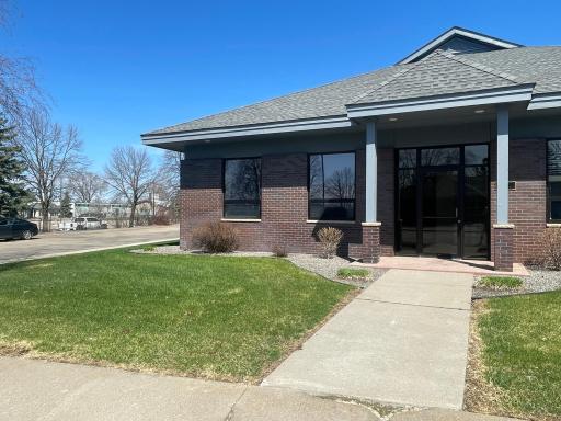 1725 Tower Drive W, 140, Stillwater, MN 55082