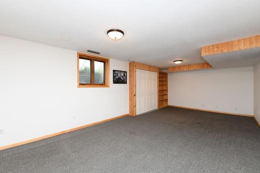 1533 16th Street S, Fargo, ND 58103