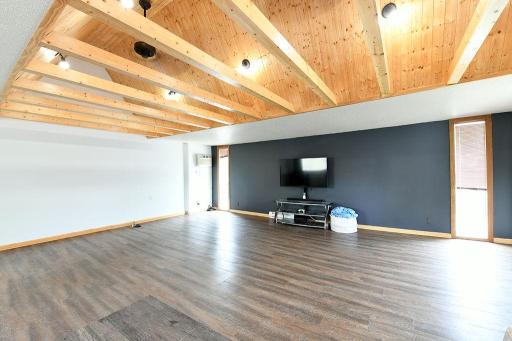 1533 16th Street S, Fargo, ND 58103