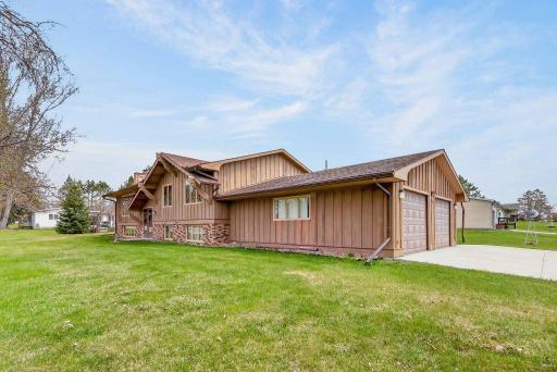 904 Division Street, Deer River, MN 56636