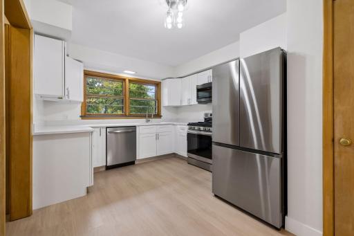 641 E 5th Street, New Richmond, WI 54017