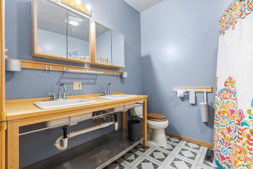 102 E Lyon Street, Minneota, MN 56264