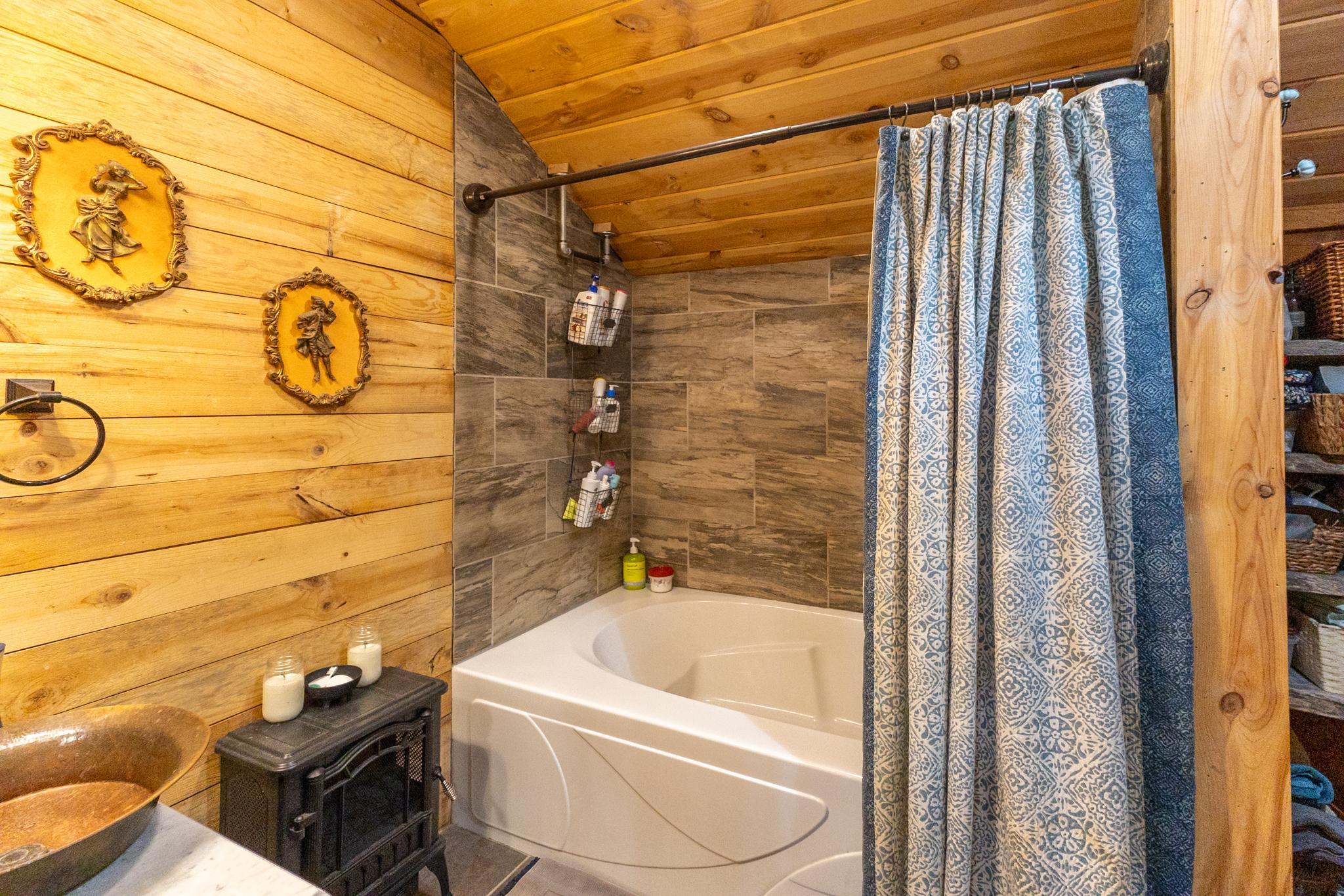 55893 Dove Lane-44.jpg
