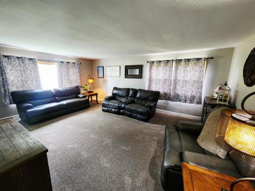 1055 141st Street, Pipestone, MN 56164