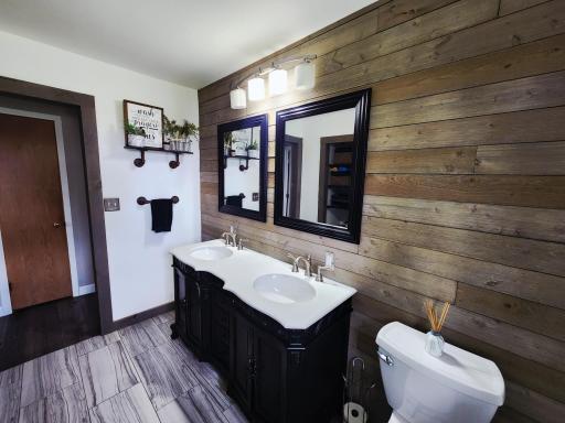 1055 141st Street, Pipestone, MN 56164