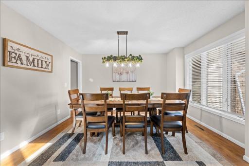 139 Ridge Way, Mahtomedi, MN 55115